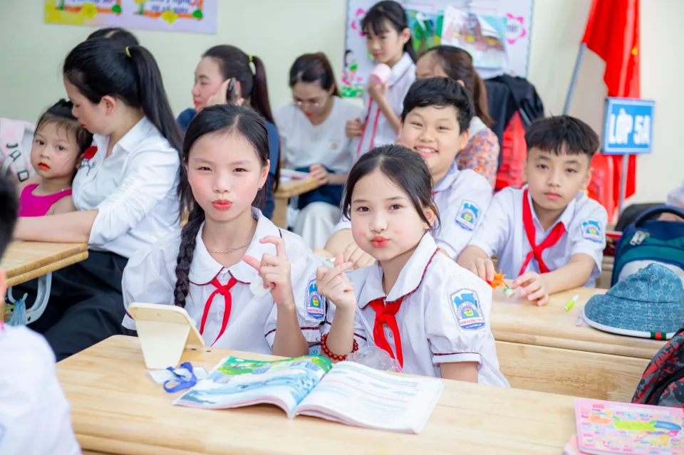 Lớp học nhóm nhỏ